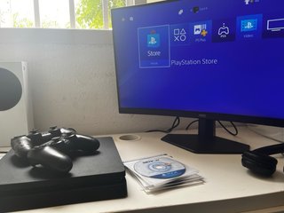 PS4 Slim + 2 Mandos + 11 Juegos