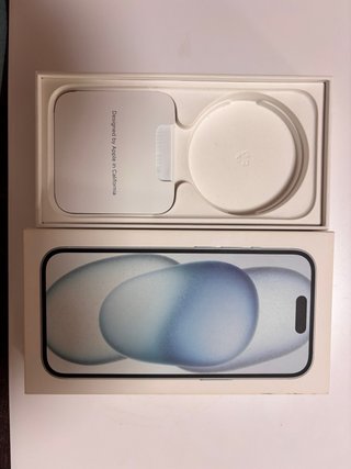 iPhone 15 Azul 128 GB + Caja + Fundas