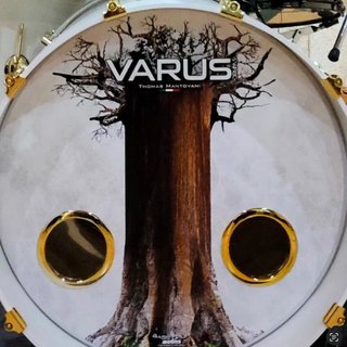 Batería Acústica Varus Thomas Mantovani