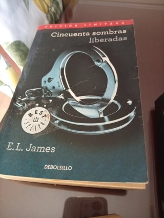 Libro cincuenta sombras de grey