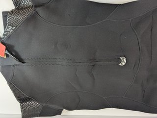 Traje de neopreno para mujer | BEEK