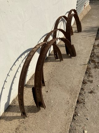 Aros de hierro, no sé de lo que son si son ruedas