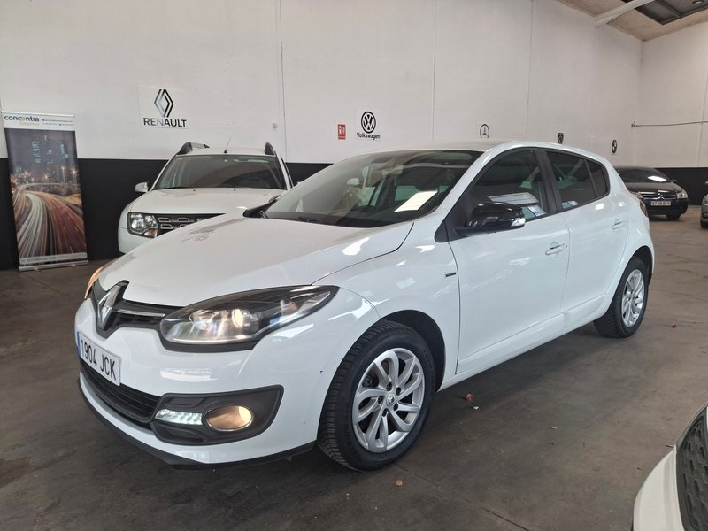 Renault Mégane 2015, foto 2