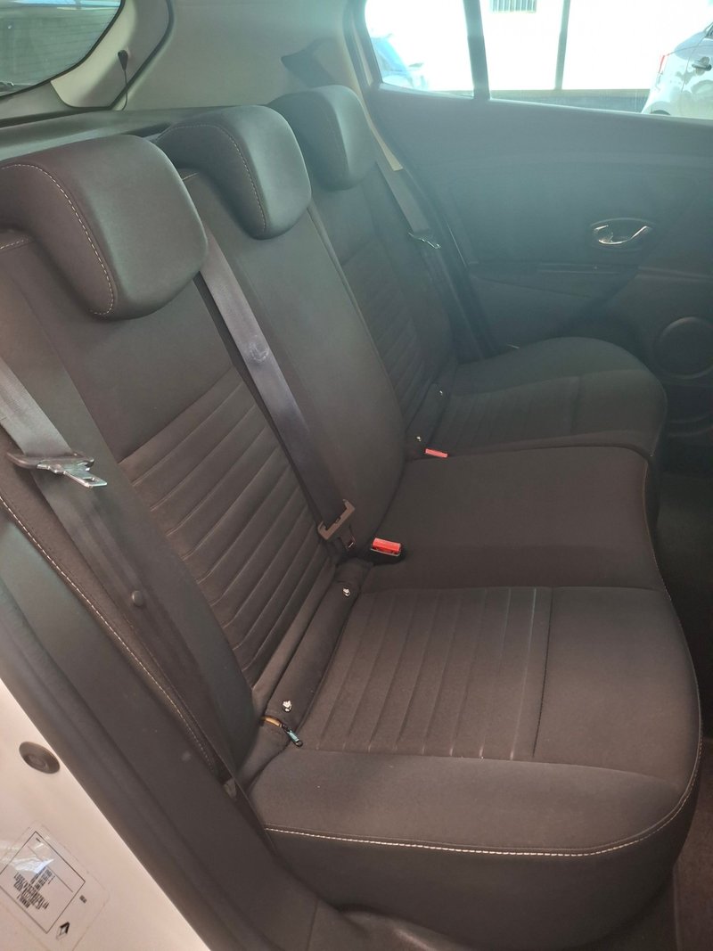 Renault Mégane 2015, foto 7