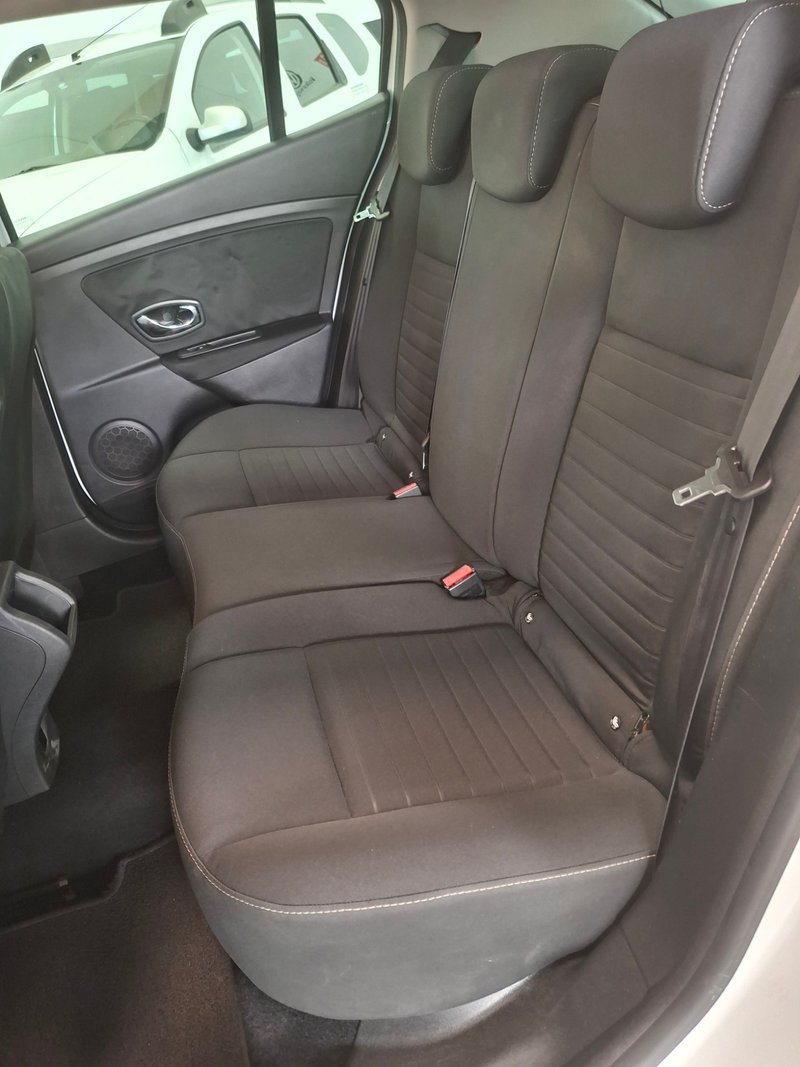 Renault Mégane 2015, foto 10
