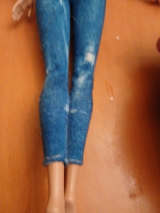 Barbie vaqueros ajustados