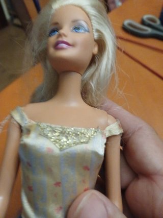 Barbie vaqueros ajustados