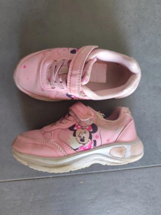 Zapatillas rosas Minnie Mouse 26