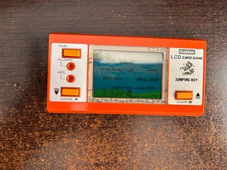 Maquinita Gakken Jumping Boy LCD Card Game Naranja