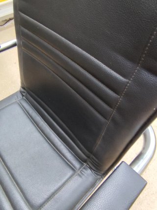 Silla de despacho negra