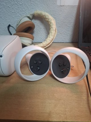 Meta Quest 2 128GB + Auriculares de Diadema