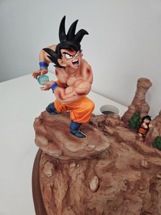 Resina Goku vs Vegeta MRC Recast