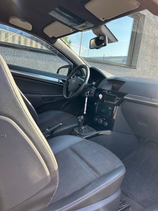 Opel Astra 2007