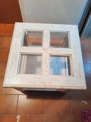 2 Mesas  de centro madera y cristal.