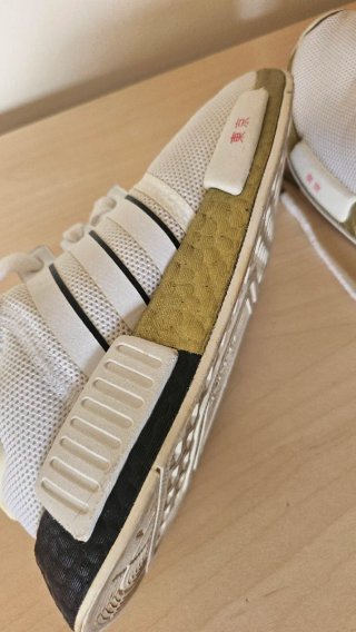 Adidas NMD Tokyo Zapatillas Blancas y Doradas