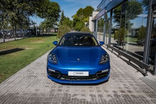 Porsche Panamera 4 E-HYBRID