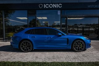Porsche Panamera 4 E-HYBRID
