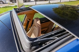 Porsche Panamera 4 E-HYBRID