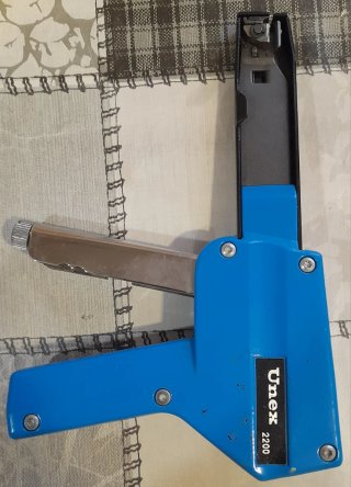 Pistola para bridas UNEX 2200