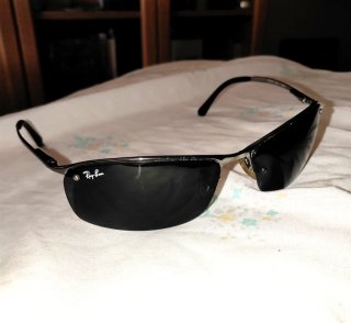Gafas de sol Ray-Ban con funda