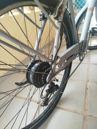 Bicicleta Eléctrica Plata