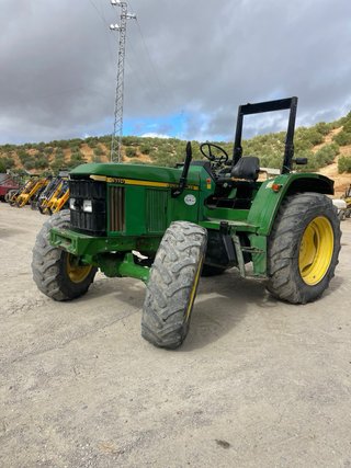 Tractor John Deere 6110