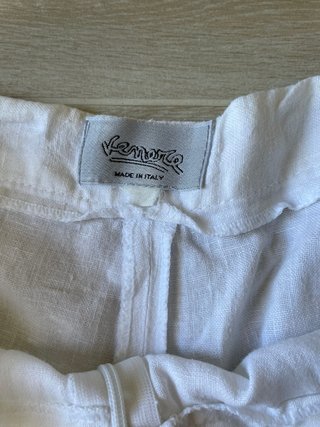 Pantaloni bianchi in lino