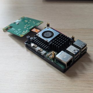 Raspberry Pi 5 kit SSD, teclado y accesorios