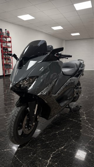 Yamaha Tmax 560 tech max