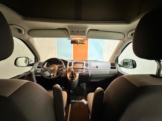 VOLKSWAGEN T5 California Beach 2.0 TDI techo eleva