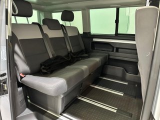 VOLKSWAGEN T5 California Beach 2.0 TDI techo eleva
