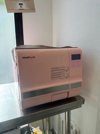 Autoclave rosa Quirumed 12L clase B