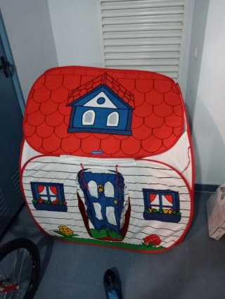 Casita de juguete infantil