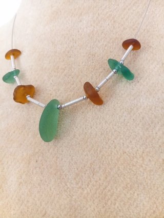 Collana vetro marino verde e arancio