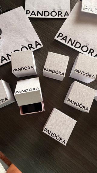 Lote Bolsas y Cajas Pandora Nuevas sin estrenar