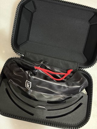Gafas deportivas 100% Movistar