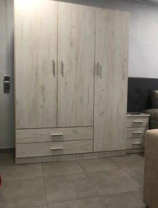 Armadi, ripostigli, ripostigli