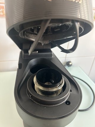 Cafetera Nespresso DeLonghi Negra