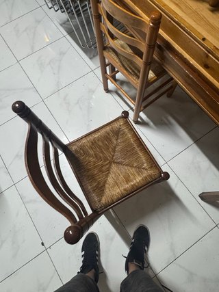 Conjunto mesas y sillas madera