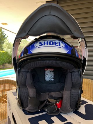 Casco Shoei Neotec 3 Anthem + Intercom Senna
