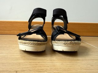 Sandalias Clarks Piel Negras