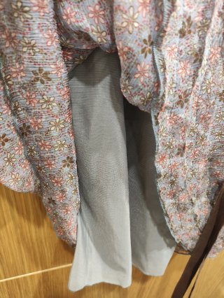 Vestido de seda marca Liu Jo con estampado floral
