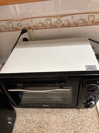 Horno Tristar Negro