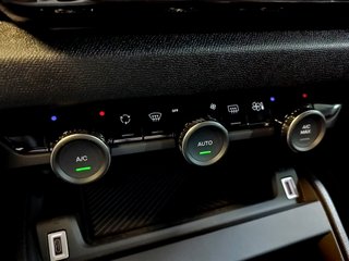 Citroen C4 X PTECH 130 EAT8 MAX