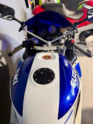 Suzuki GSXR 600 SRAD Moto Deportiva
