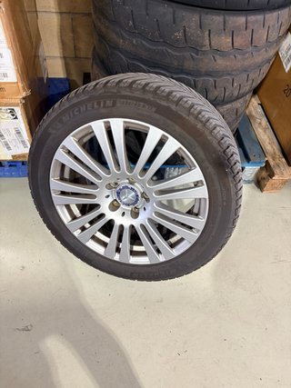 4Llantas Mercedes y Neumáticos 235/45 r17 michelin
