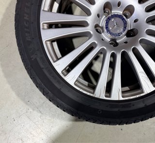 4Llantas Mercedes y Neumáticos 235/45 r17 michelin