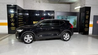 Volvo XC40 2023