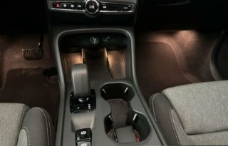 Volvo XC40 2023