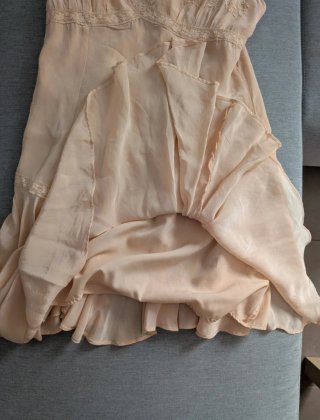 Vestido lencero Zara bordado beige Talla L
